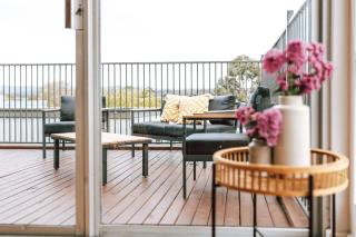 Wombat Hollow - The Perfect Base - Swansea - 0