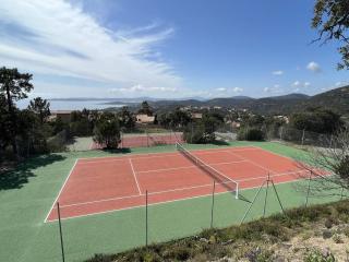 T2 super équipé avec terrasse, piscine et climatisation - FR-1-768-46 - Les Issambres - 2