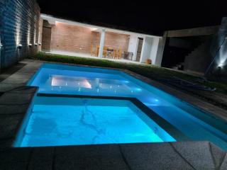 Casa amplia en ubicación tranquila de la ciudad - San Salvador de Jujuy - 0