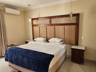 Booth Suite Hotel Mafikeng - 5