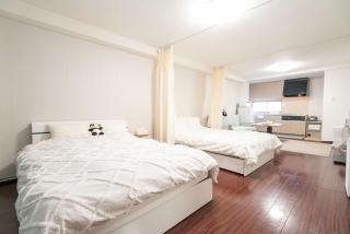 Ikebukuro East Exit Queen Bed Room, 2F - 8