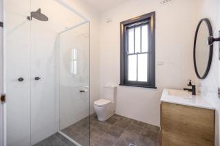 The Middle - Adelong - 1