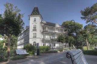 Villa Stranddistel App 1 4, direkt am Strand - Binz - 8