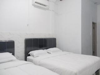 Hotel 889 Syariah Redpartner Banda Aceh - Banda Aceh - 3