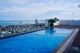 BIG PROMO Surfer's Dream 2BR beach view apartment - Da Nang - 9
