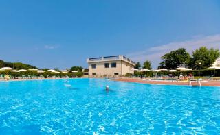 ISA-Apartments for 6 people, 2 bedrooms, in Residence with swimming pool in San Vincenzo, just 600 meters from the sea - San Vincenzo - 1