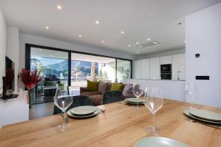 Elegant Two Bedroom Apartment at Estepona Hills! - 3