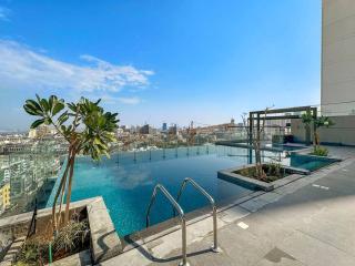Stylish Studio with Gym and Pool - Dubái - 6