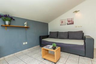 Regina Apartment 1 - Brodarica - 1