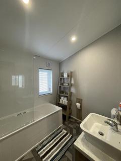 luxury 2 bed Lodge in Camber Sands - Rye - 4