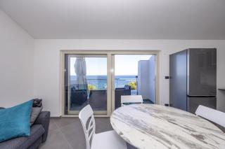 Seaview Apartment - Patti - 5