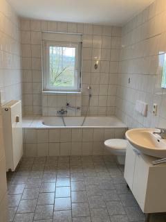Tolle vier Zimmerwohnung - 7