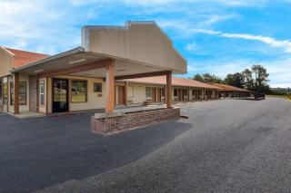 Econo Lodge - Cornersville - 6