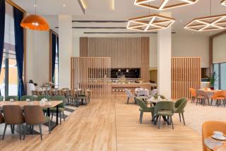 Ramada Encore by Wyndham Zomin - 1