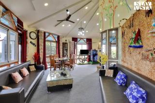 StayVista's The Revolving House -Revolving House with Swimming Pool, Lawn & Indoor-Outdoor Games - Mohpa - 7