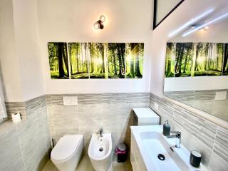 Irene House Malpensa Milan Lakes - Busto Arsizio - 8