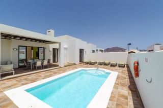 Villa Almudena by Villa Plus - Playa Blanca - 2
