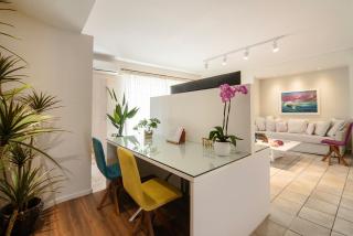 Vicky's Sky Loft - 4