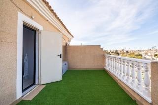 Luxury Villa - Large Private Pool - Cabo Roig Strip - Orihuela - 4