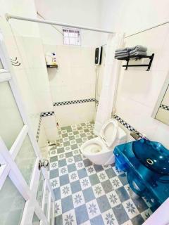 Spacious & Quiet 1BR w big window - Ho Chi Minh - 5