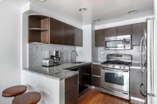 Lenox Hill 2br w elevator doorman nr art NYC-1284 - New York - 4