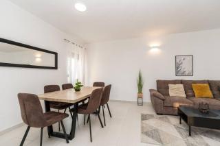 Villa Isola 1, luxury apartment with a pool - Novalja - 2