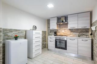 Functional Apt x5 in the Heart of Catania - Catania - 7