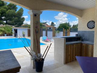 Magnifique villa individuelle climatisée 4 chambres avec piscine 11 m 5m - Sérignan - 9