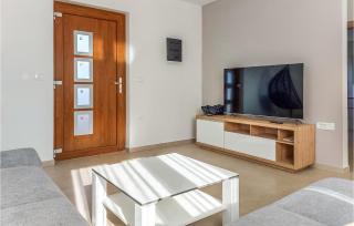 3 Bedroom Nice Home In Krsan - Kršan - 6