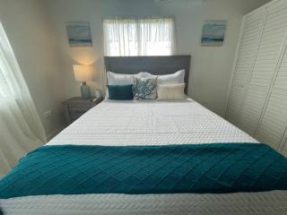 Unwind at Idyllic Escape! - Dickenson Bay - 7