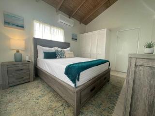 Unwind at Idyllic Escape! - Dickenson Bay - 5