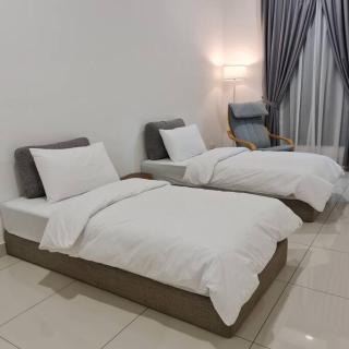 THE COVE at D'Garden City Centre - 9