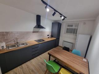 Villa Sunshine , apartment with 4 bedrooms,whole apartment, апартмент целиком - Dilijan - 8