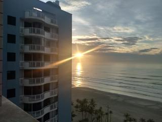 Apartamento Pé na Areia - Tupi - Praia Grande - 4