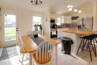 Updated Comanche Home with Country Views! - 3