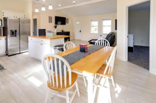 Updated Comanche Home with Country Views! - 2