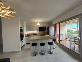 Très bel appartement centre-ville pour 4 personnes - La Londe-les-Maures - 4