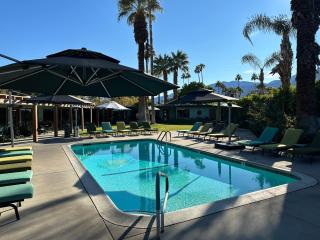 Vista Grande Resort - A Gay Men's Resort - Palm Springs - 9