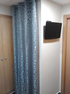 Hostal Bisbal ONLY ADULTS NO AC - Valencia - 5