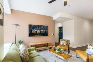 NOLA's Finest: 4-Bedroom Luxury Condo - New Orleans - 4