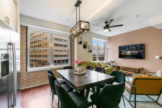 NOLA's Finest: 4-Bedroom Luxury Condo - New Orleans - 8