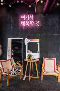 CANVAS BLACK Guesthouse - Busan - 7