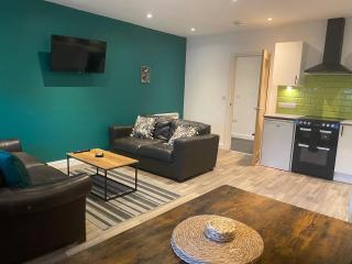 Leckhampton Road Apartments - Cheltenham - 6