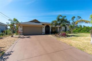 Seabreeze 3-Bedroom Pool Villa close to the beach!!! - Port Charlotte - 0