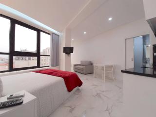VB Porto City Studio, by Flat in Porto - Porto - 0
