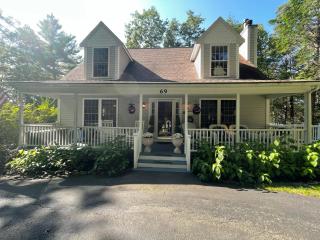 Harbor Hideaway - York - 9