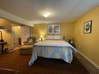 Harbor Hideaway - York - 1