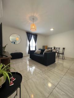 Completo-Comodidad y estilo superior centrico - 5