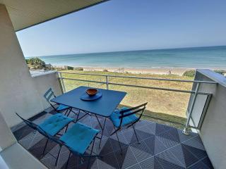 Appartement en front de mer avec balcon et parking privatif - FR-1-361-360 - Jullouville-les-Pins - 2