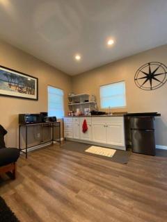 The studio apartment in Clairemont - New AC unit - San Diego - 5